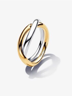 Pandora Two-tone Entwined Bands Ring
Sterling silver, 14k gold plating
